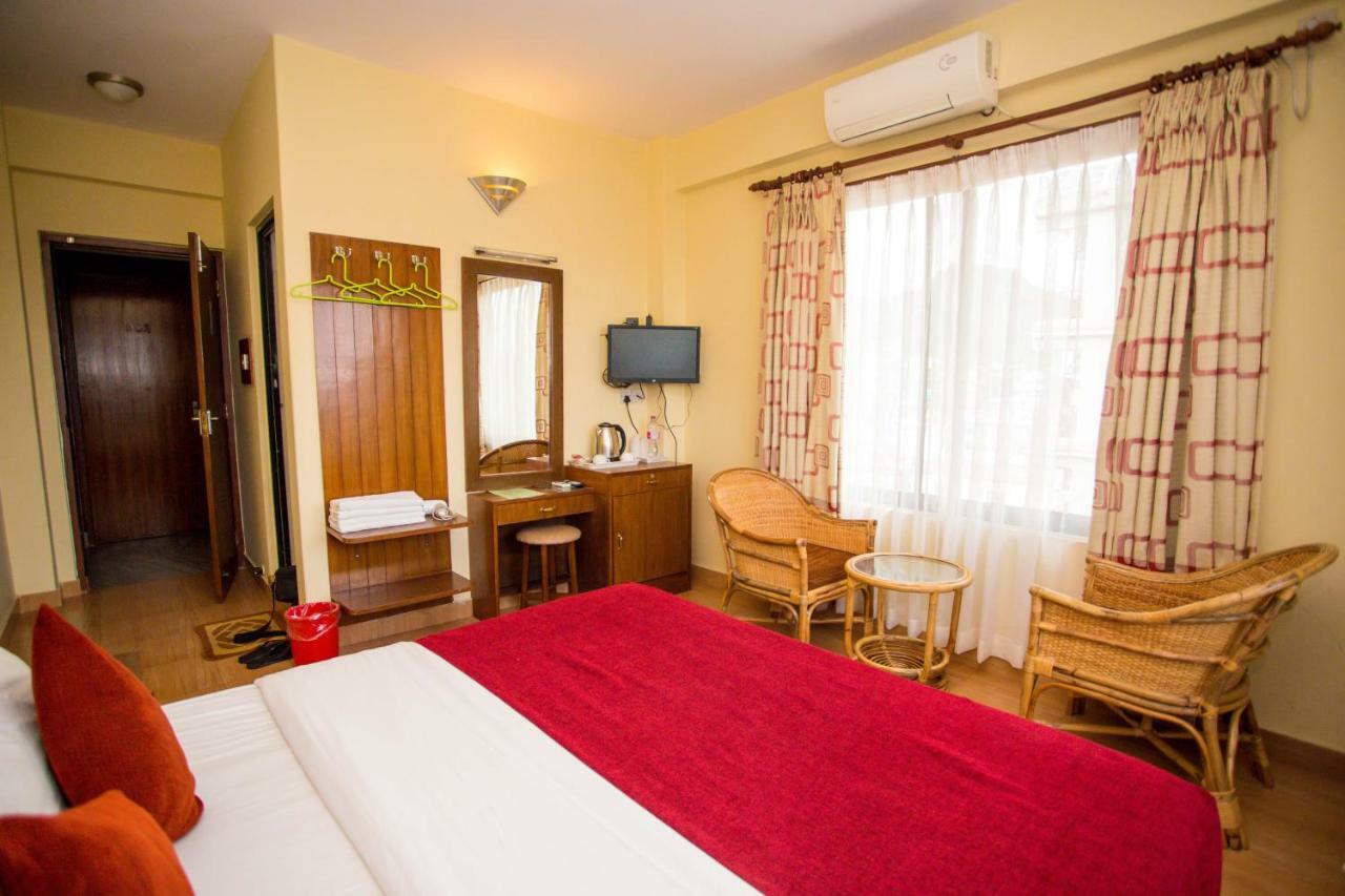 Hotel Tara Pokhara Exterior foto
